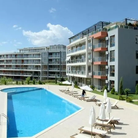 Sun Wave Sea And Pool View Apartment