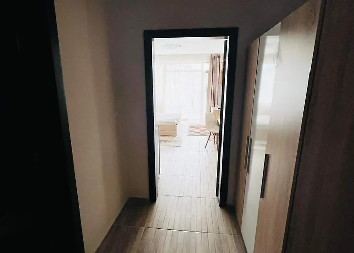 Sun Wave Sea And Pool View Апартамент *