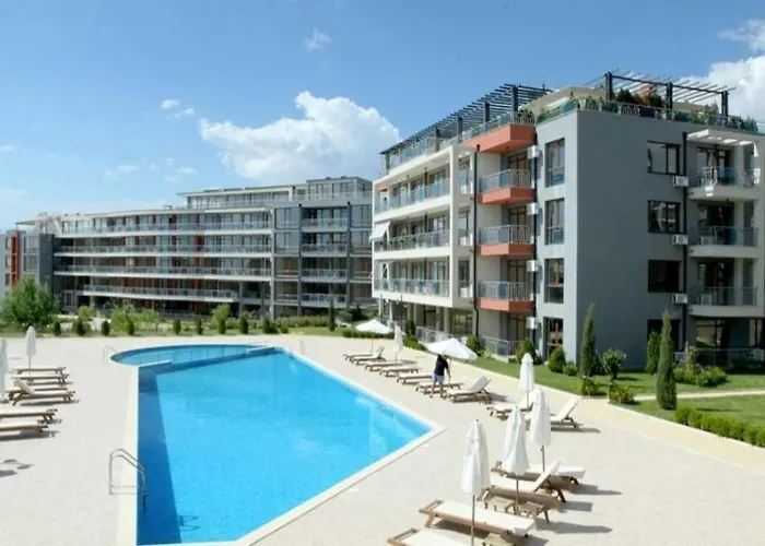 Sun Wave Sea And Pool View Апартамент